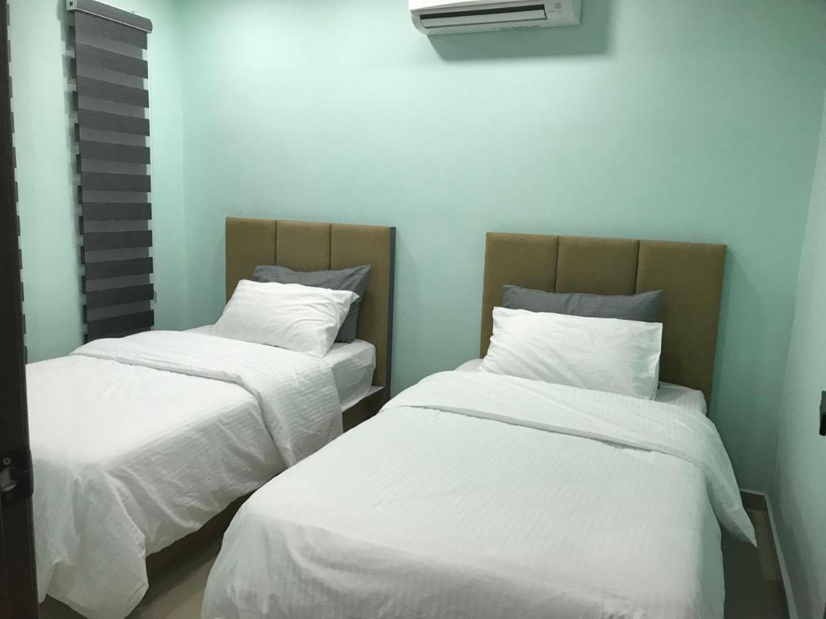 Homestay Stardow~星窗名宿~ جوهر بهرو المظهر الخارجي الصورة